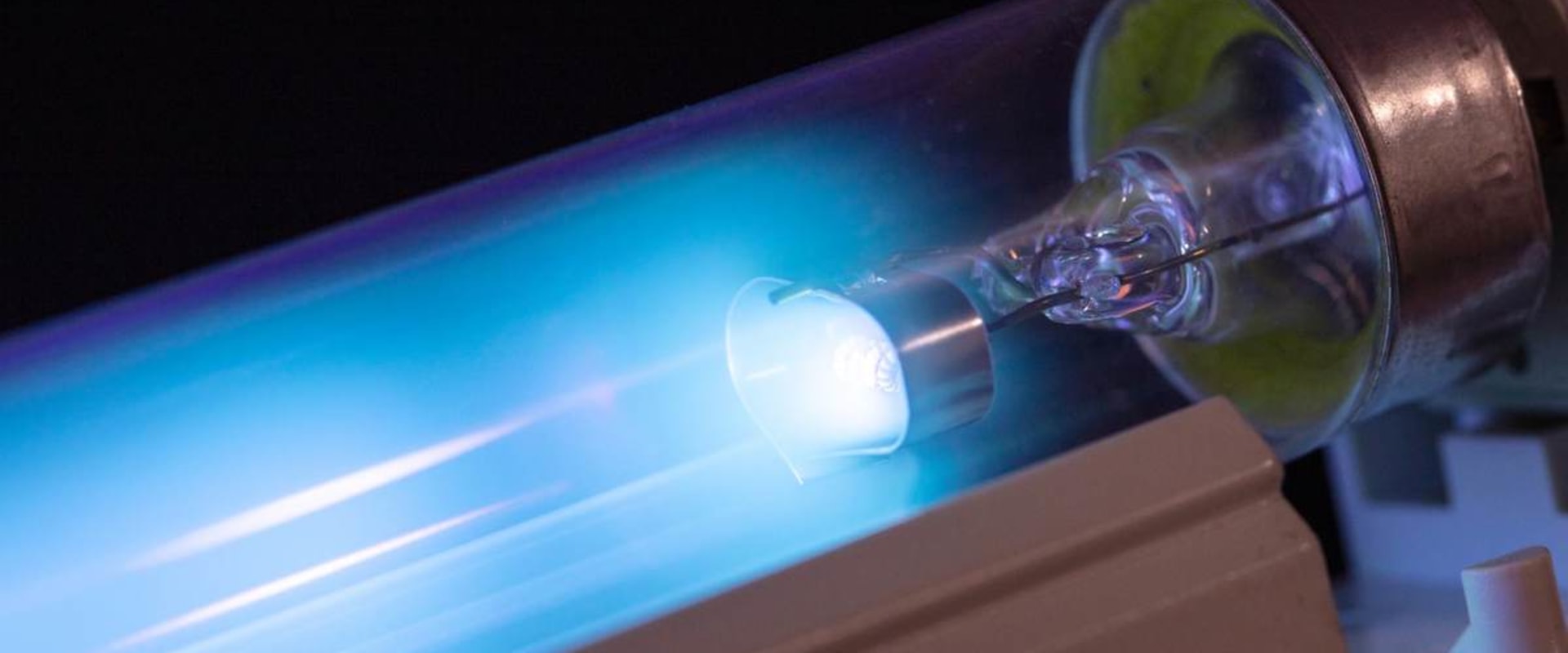 Safety Precautions to Ensure a Safe Installation of HVAC UV Lights